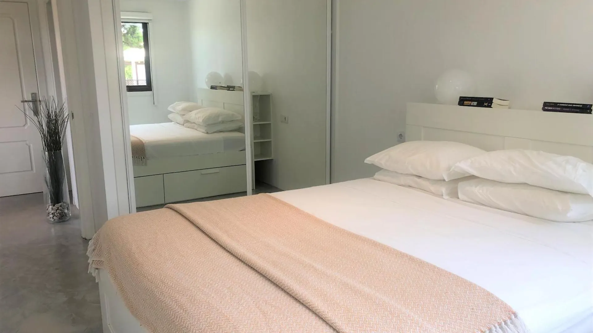 Faraway Falesia Apartment Olhos de Agua